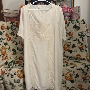 Gap embroidered blouse